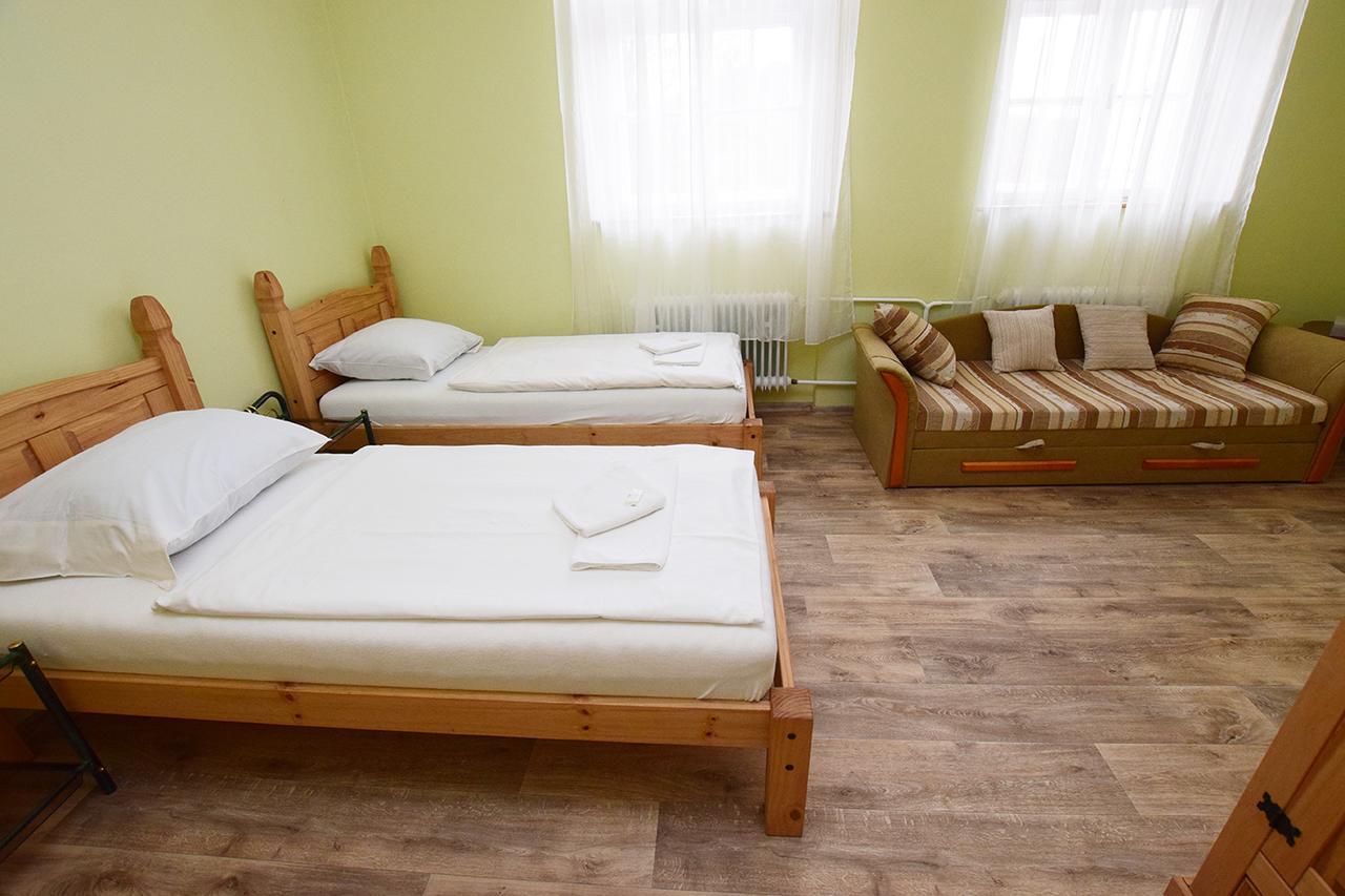 Penzion Klaster Trebenice Zewnętrze zdjęcie