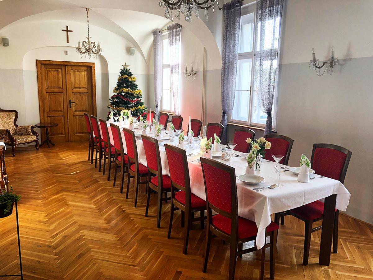 Penzion Klaster Trebenice Zewnętrze zdjęcie