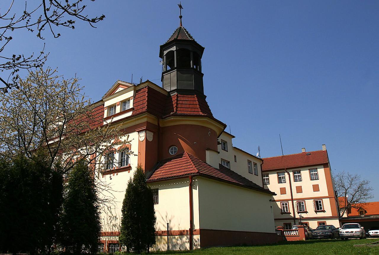 Penzion Klaster Trebenice Zewnętrze zdjęcie